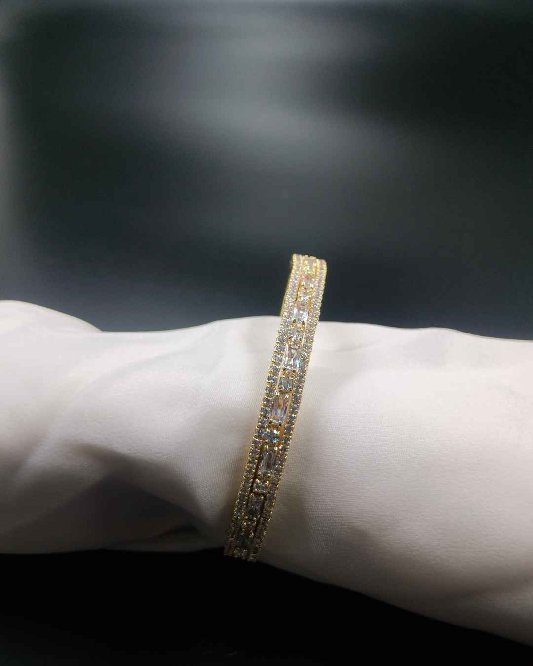 ANTI TARNISH BRACELAGE B-4