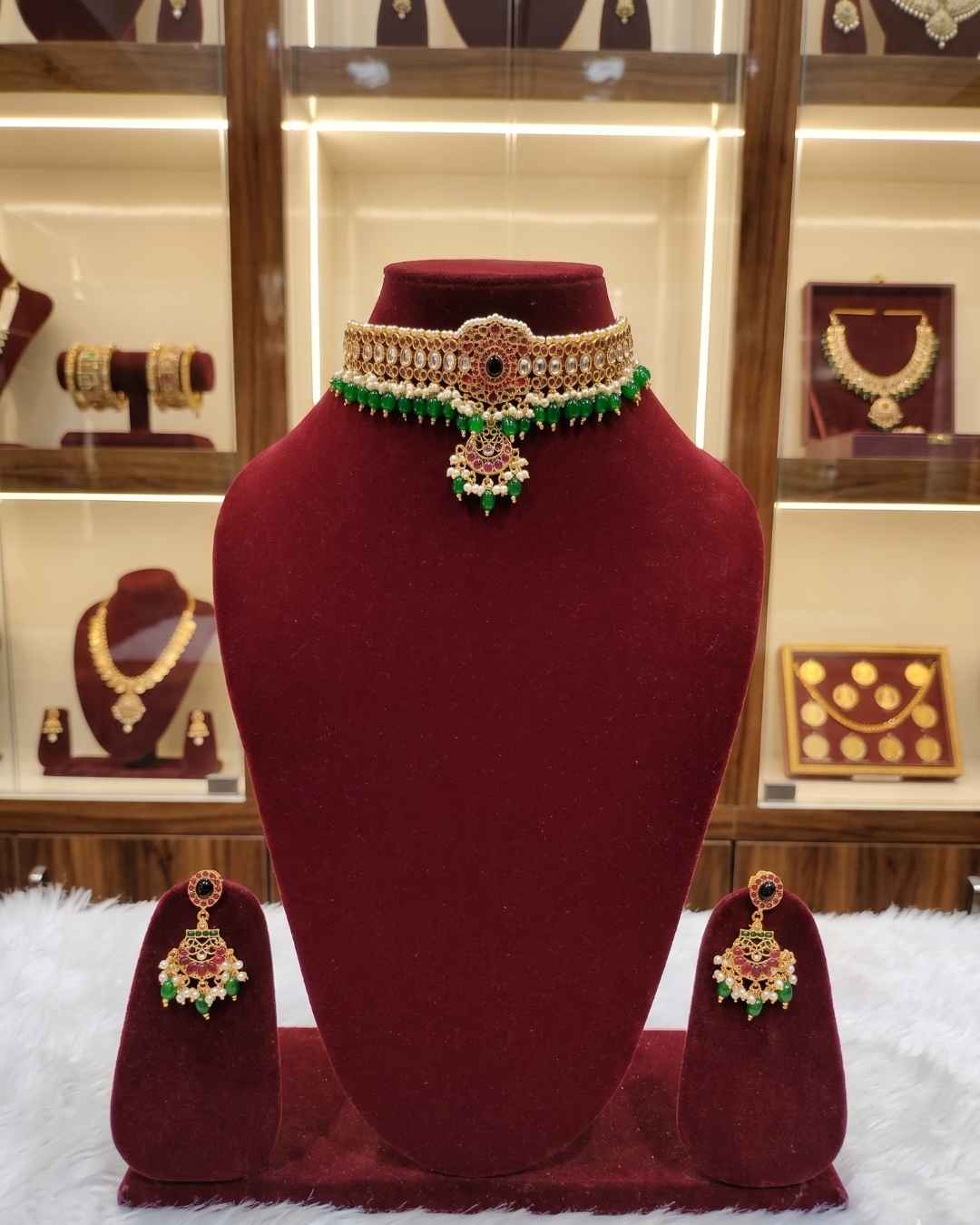 Kundal-Polki Short Necklace NS-37