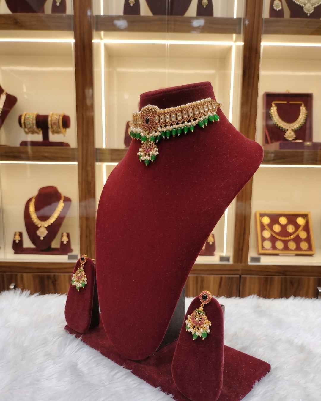 Kundal-Polki Short Necklace NS-37
