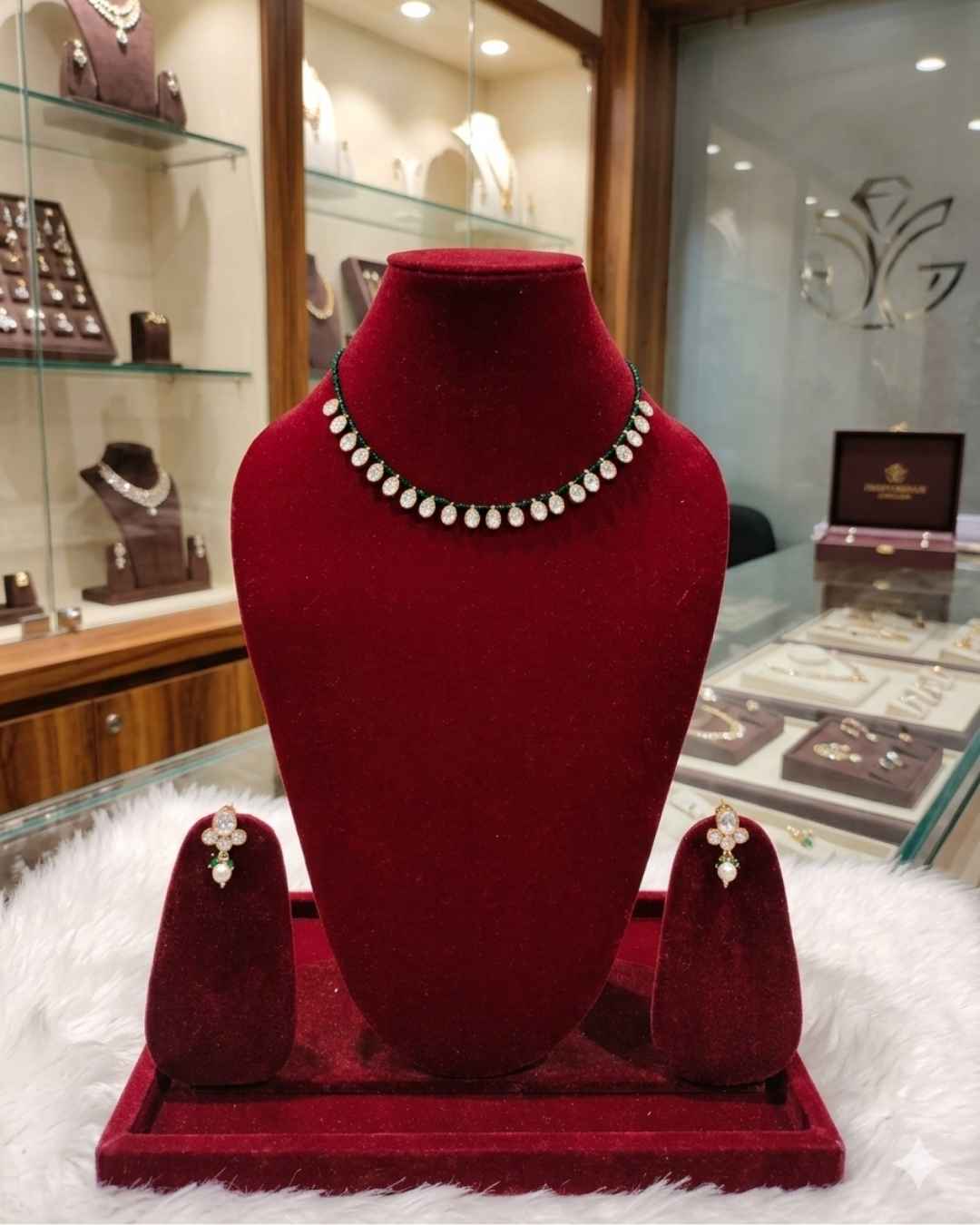 Kundal-Polki Short Necklace NS-38