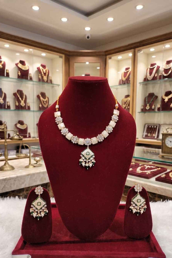 Kundal-Polki Short Necklace NS-48